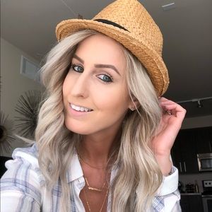 🎉 HP 🎉 Nine West Straw Fedora